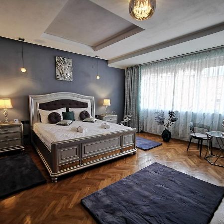 Crystal Central Apartment Braszów Zewnętrze zdjęcie