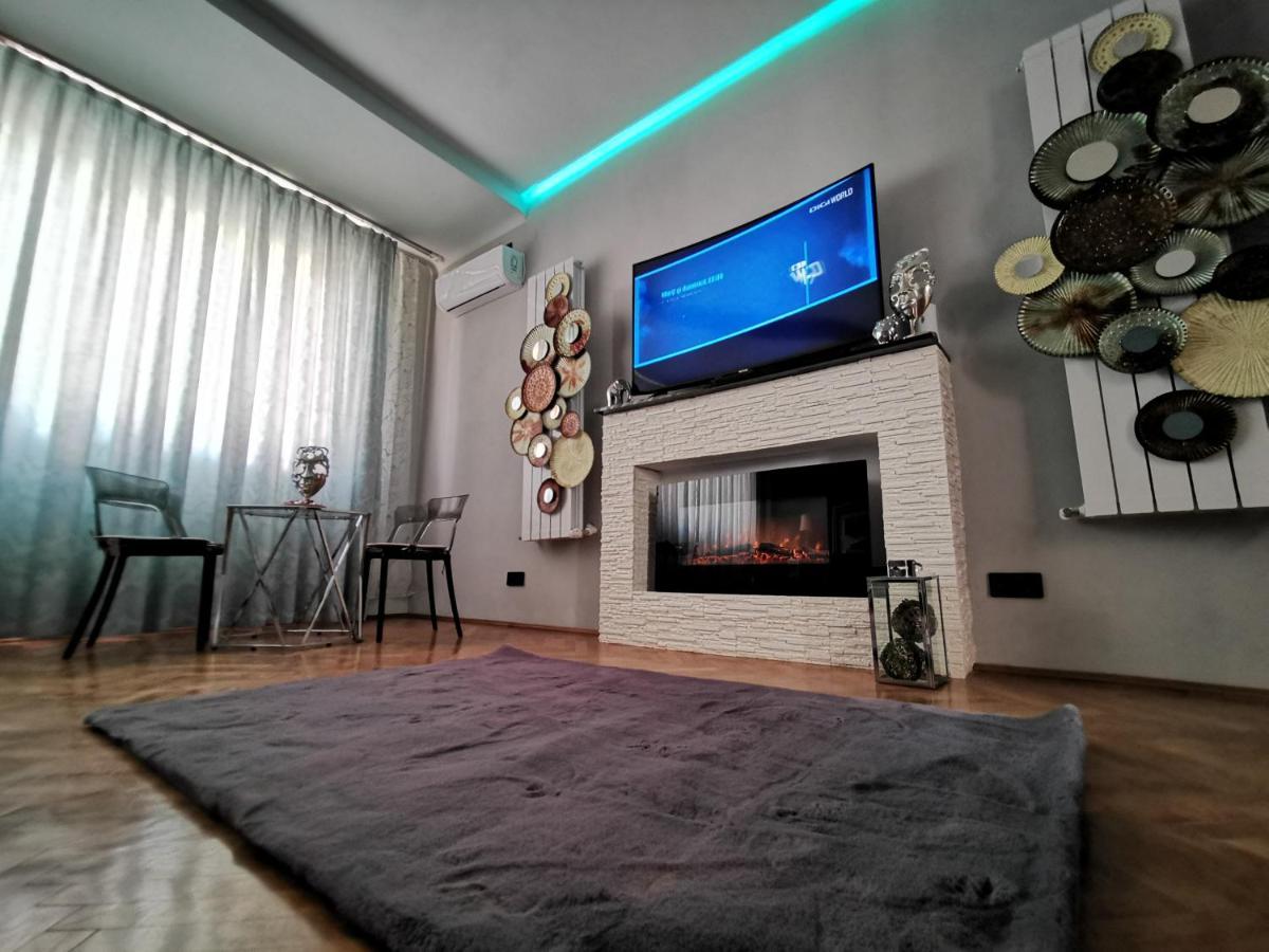 Crystal Central Apartment Braszów Zewnętrze zdjęcie