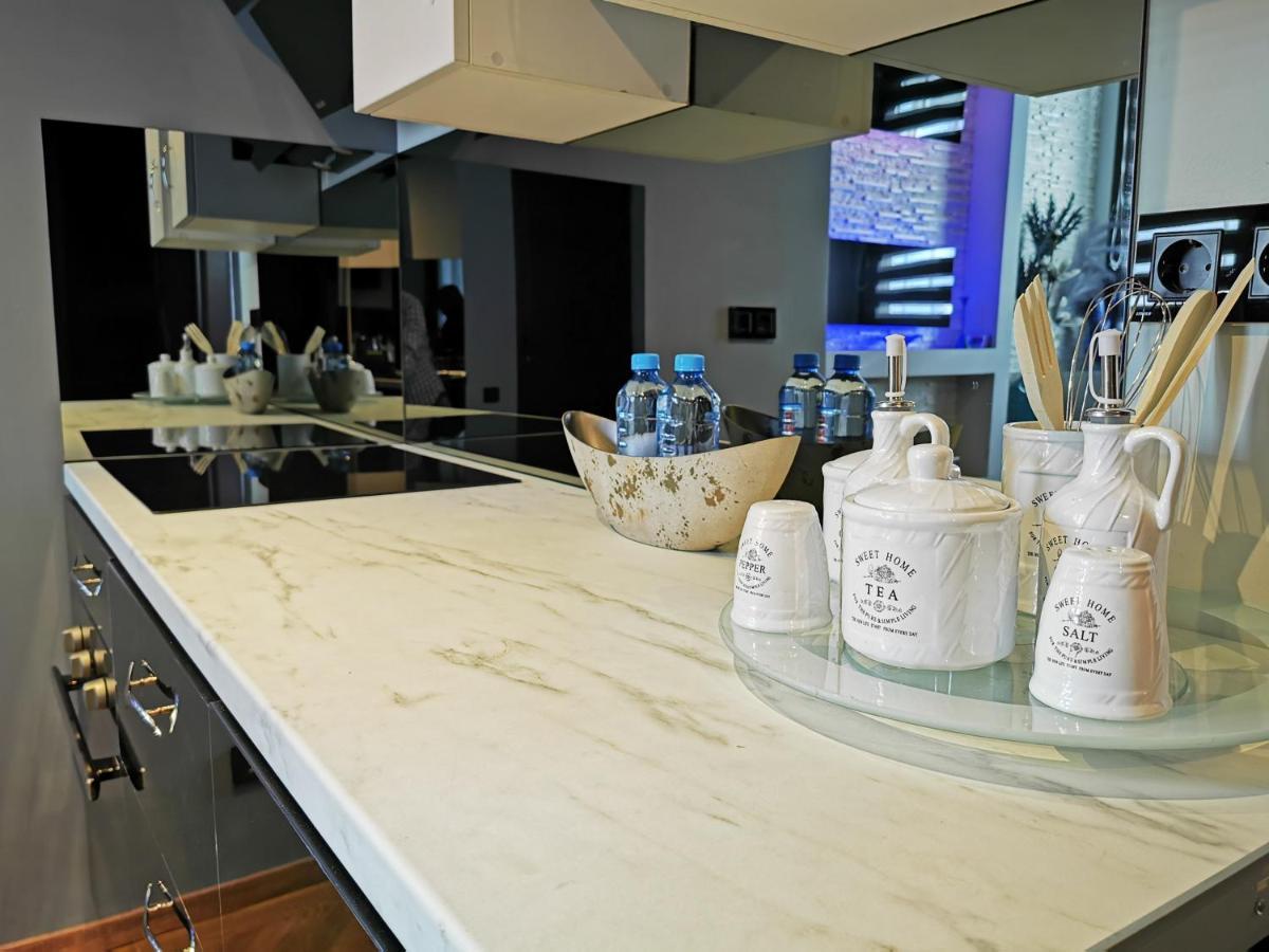 Crystal Central Apartment Braszów Zewnętrze zdjęcie